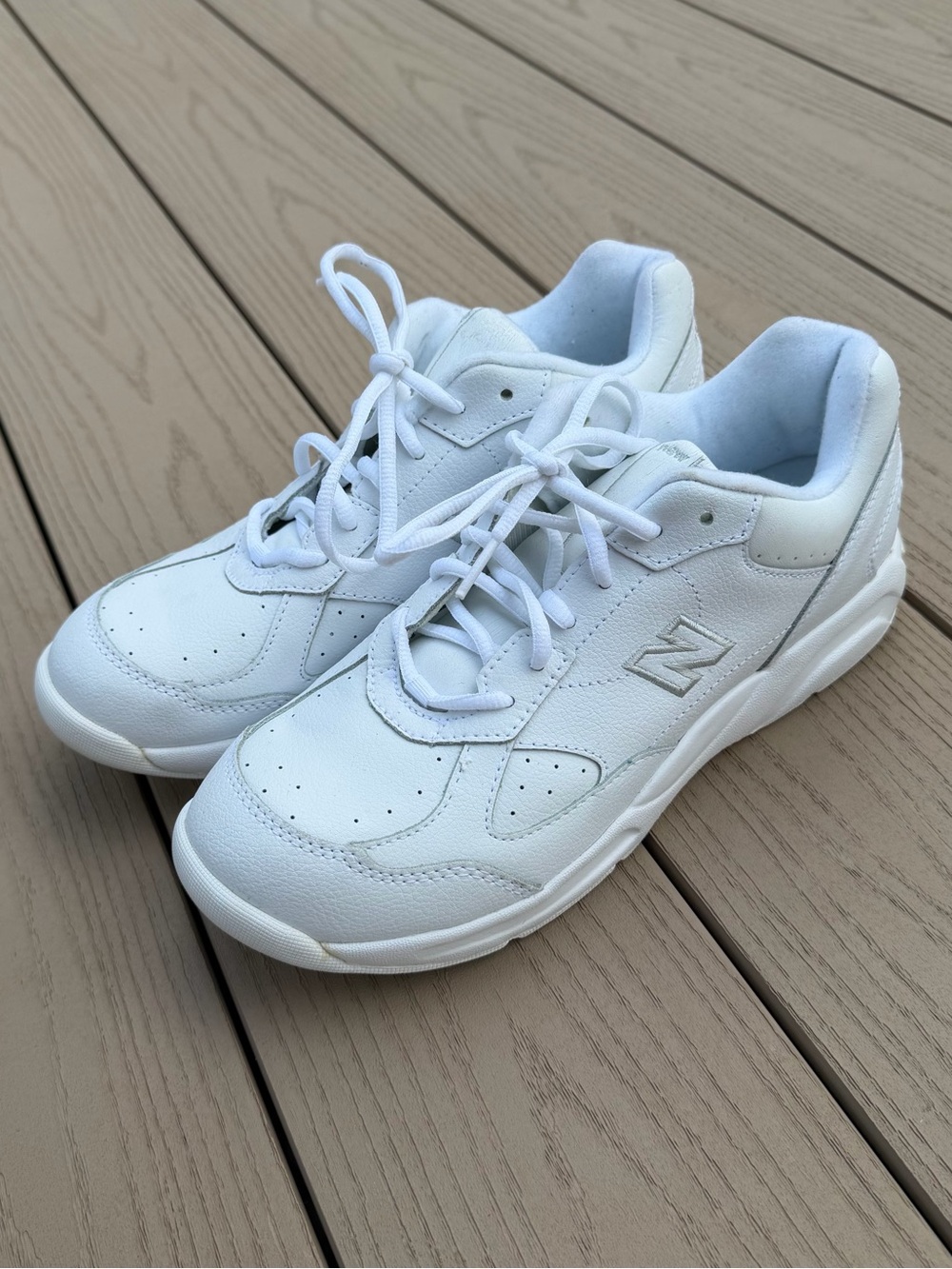 New Balance 574 Breast Cancer Awareness Walking Shoe Size 9.5 White